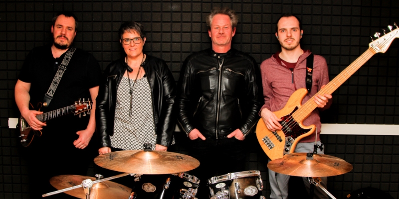 JOBSAN, Groupe de Musique Rock en représentation à Eure - photo de couverture