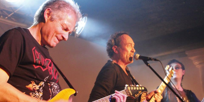 Grand 8, Groupe de Musique Rock en représentation à Val de Marne - photo de couverture n° 3