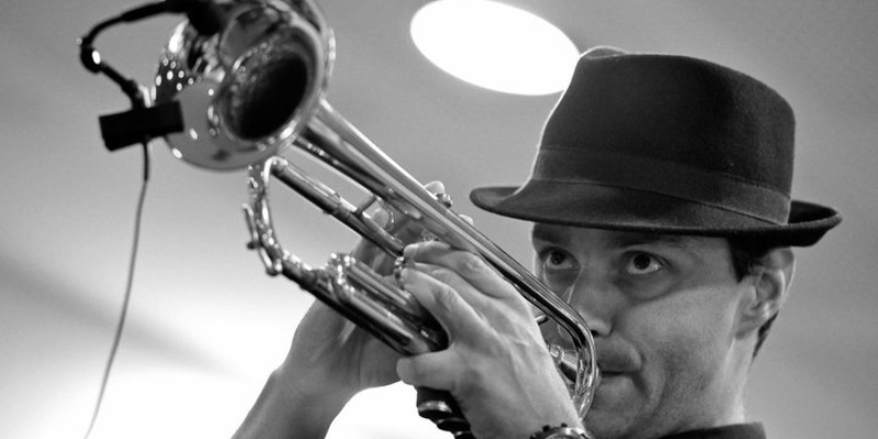 Luc Ramirez, Groupe de Musique Jazz en représentation à Alpes Maritimes - photo de couverture n° 2