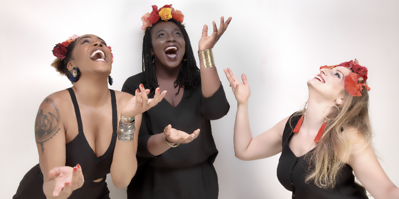 Hina, Chanteur Soul en représentation à Paris - photo de couverture