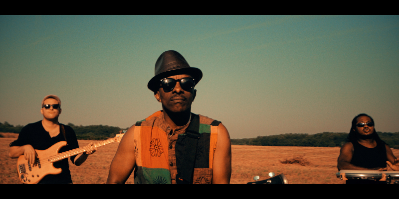 Berikely & Zama, Groupe de Musique Africaine en représentation à Maine et Loire - photo de couverture