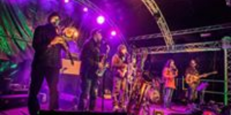 Funky Twister, Groupe de Musique Soul en représentation à Bas Rhin - photo de couverture n° 1