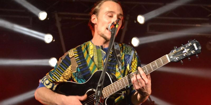 Route sans frontière, Chanteur Reggae en représentation à Vendée - photo de couverture n° 2
