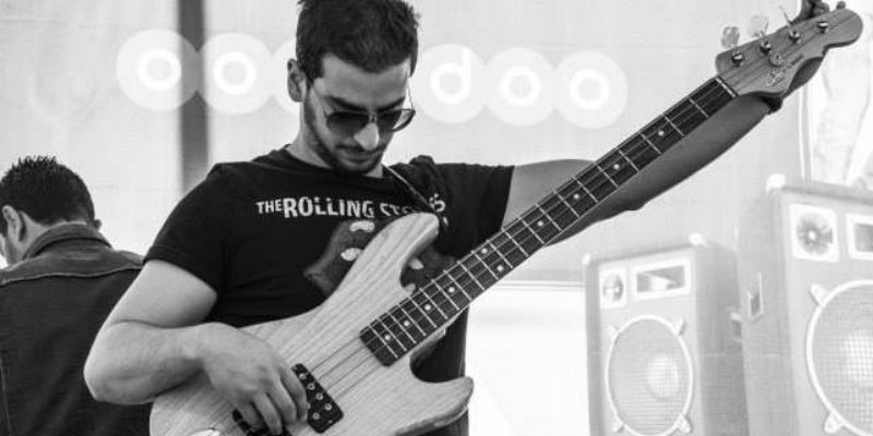 Essid, Musiciens Rock en représentation - photo de couverture