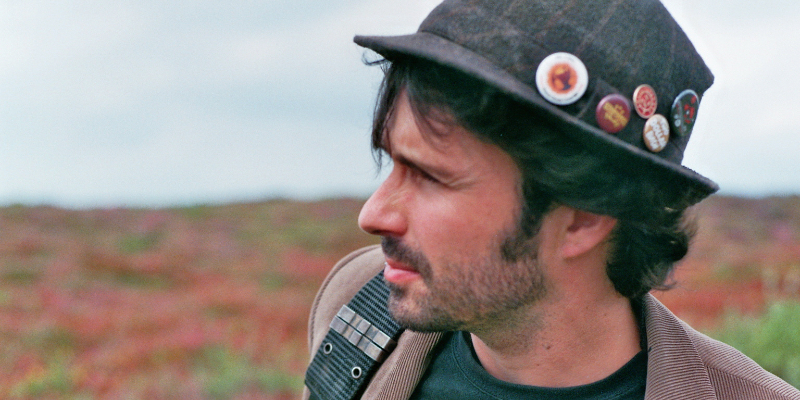 Matt DeHarp, Chanteur Chanteur en représentation à Cher - photo de couverture n° 3