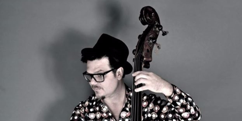 Nick Bresco, Chanteur Chanteur en représentation - photo de couverture n° 3