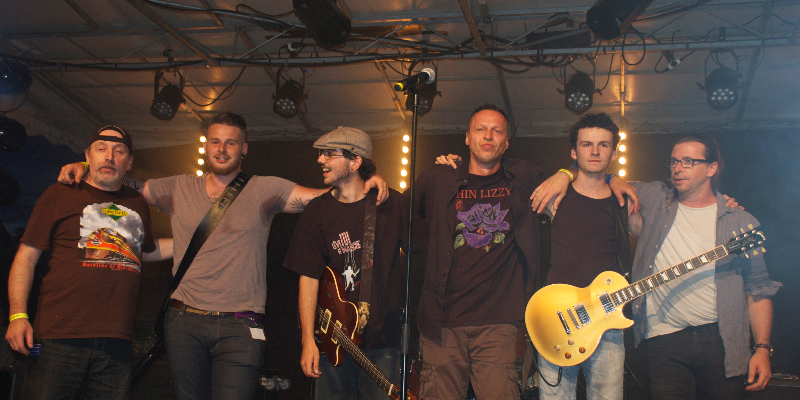 WARD LEONARD, Groupe de Musique Rock en représentation - photo de couverture n° 2