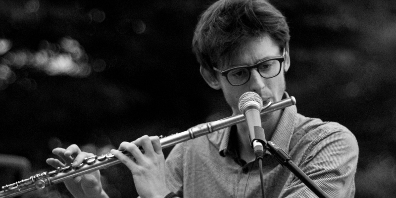 Alexis Lapin, Chanteur Chanteur en représentation à Ille et Vilaine - photo de couverture n° 2
