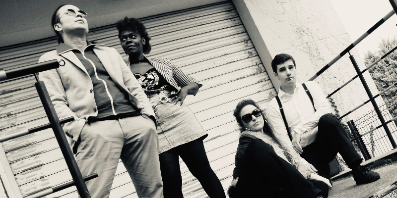 HOLY PILLS, Groupe de Musique Rock en représentation à Val de Marne - photo de couverture n° 3