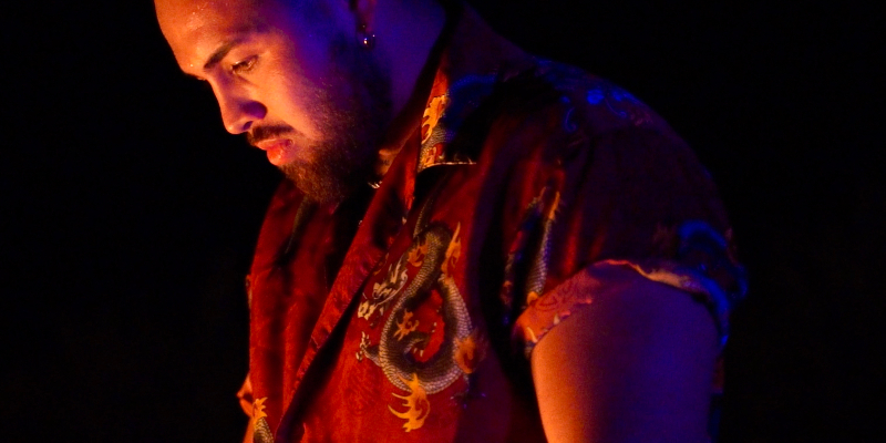 JOUINI, Chanteur Chanteur en représentation à Hauts de Seine - photo de couverture