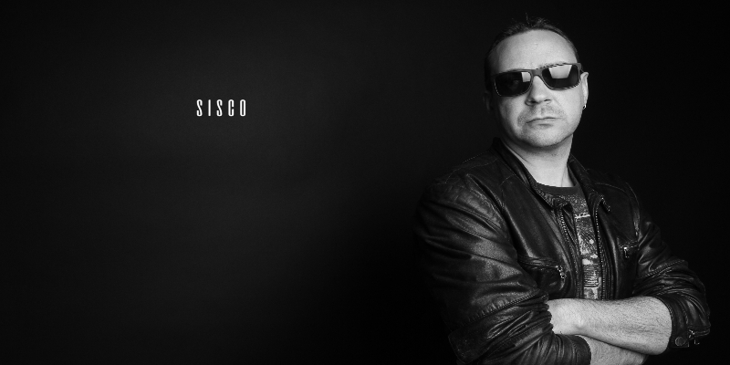 Sisco, Chanteur Chanteur en représentation à Val de Marne - photo de couverture