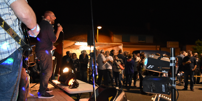 BACKSON, Chanteur Chanteur en représentation à Sarthe - photo de couverture n° 3