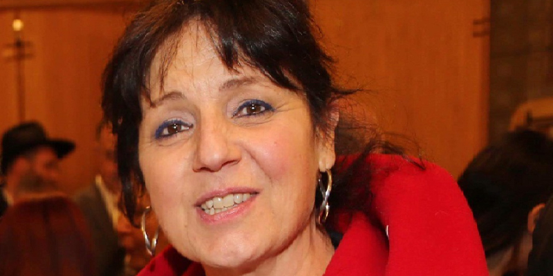 Vanina A. A. A., Chanteur Chanteur en représentation à Seine et Marne - photo de couverture n° 1
