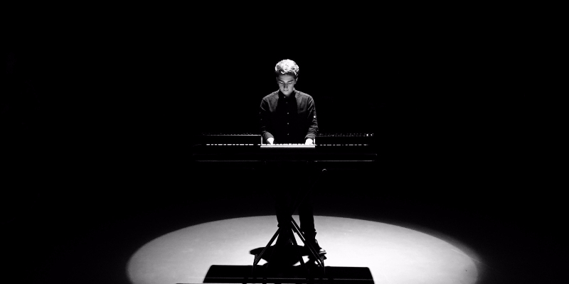 Adriano Koch Piano Solo, Musiciens Jazz en représentation - photo de couverture n° 2