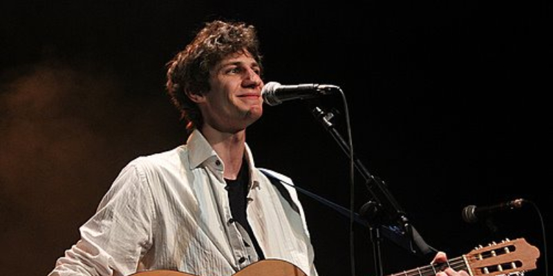 Aym Ric, Chanteur Chanteur en représentation à Haute Saône - photo de couverture n° 2
