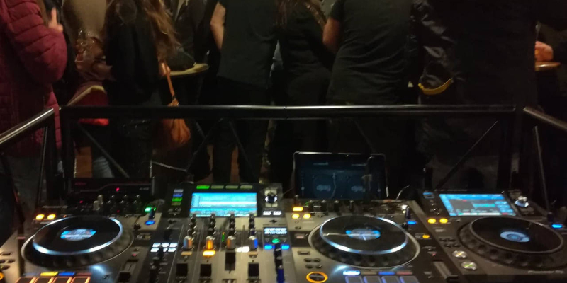 Mixe Live, DJ DJ en représentation à Haute Garonne - photo de couverture n° 3