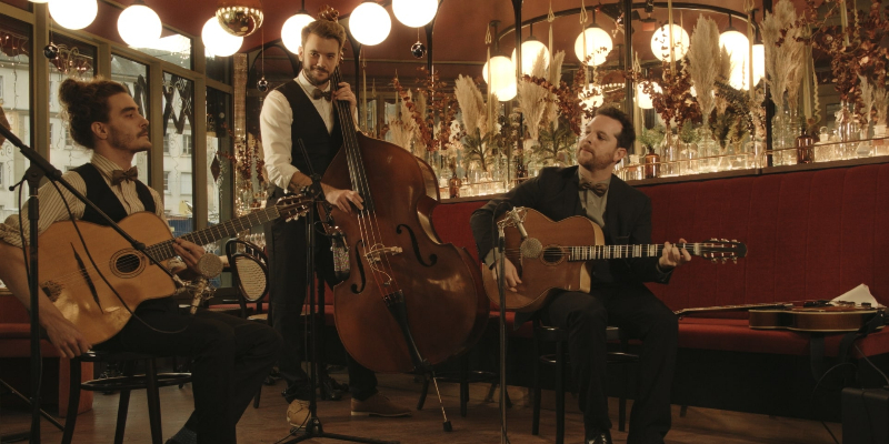 Chateau Lapompe, Groupe de Musique Jazz Manouche en représentation à Ille et Vilaine - photo de couverture n° 1
