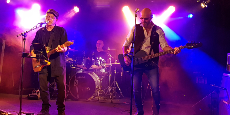 ABK6, Groupe de Musique Rock en représentation - photo de couverture n° 1