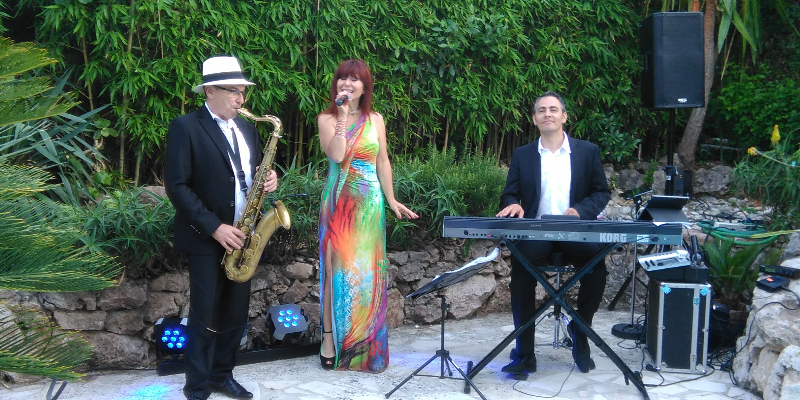 Blue Cocktail lounge, Groupe de Musique Pop en représentation à Alpes Maritimes - photo de couverture n° 2
