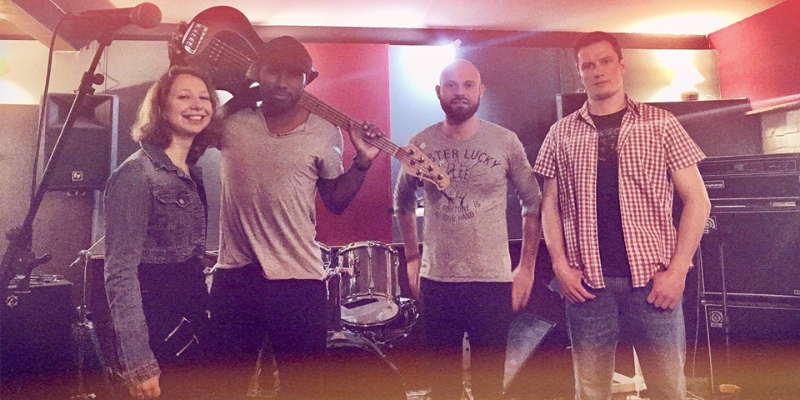 Twisted Oaks, Groupe de Musique Rock en représentation - photo de couverture n° 3