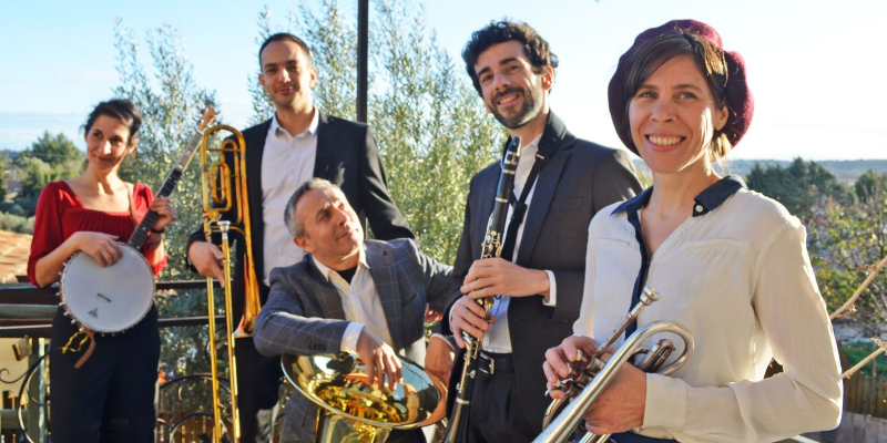 Swing in Montpellier, Chanteur Swing en représentation à Hérault - photo de couverture n° 2