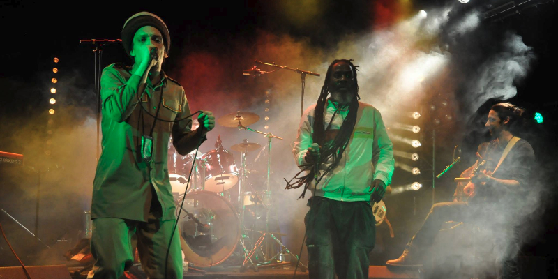 MADLY ROOTS, Groupe de Musique Reggae en représentation - photo de couverture n° 3