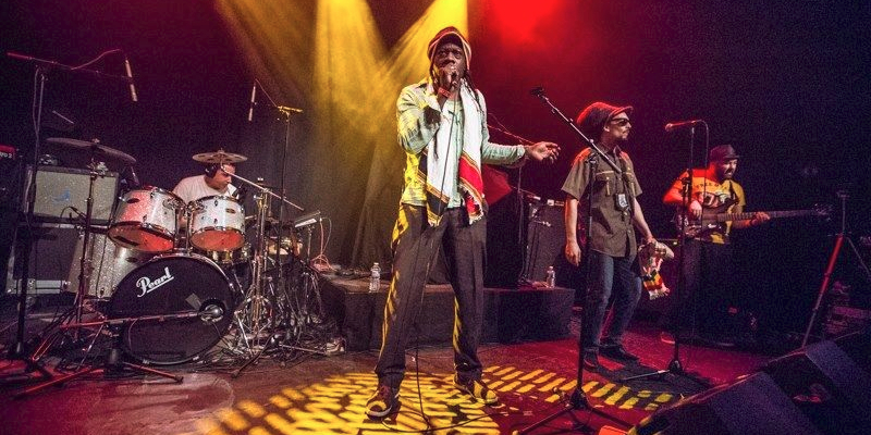 MADLY ROOTS, Groupe de Musique Reggae en représentation - photo de couverture n° 2