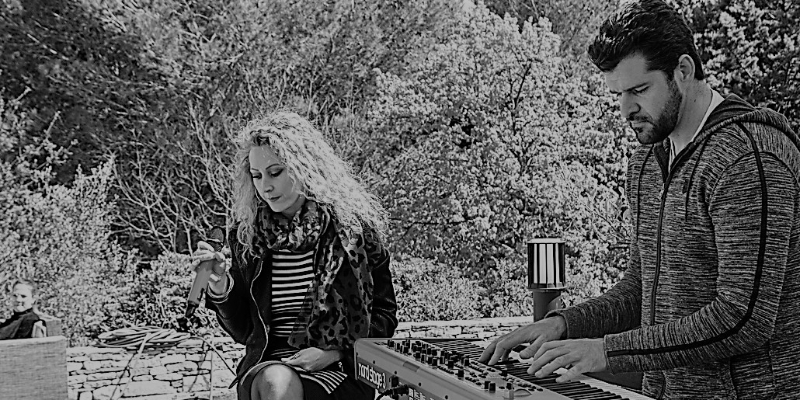 Stone Light , Chanteur Chanteur en représentation à Bouches du Rhône - photo de couverture n° 1
