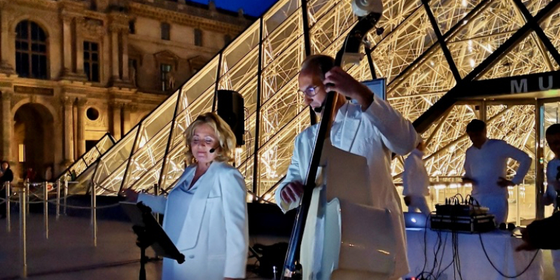 Chic Velvet, Musiciens Pop en représentation à Hauts de Seine - photo de couverture n° 2