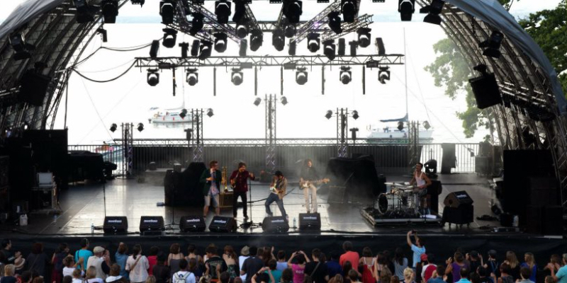 Kenzy Lamara, Chanteur Groove en représentation à Rhône - photo de couverture n° 1