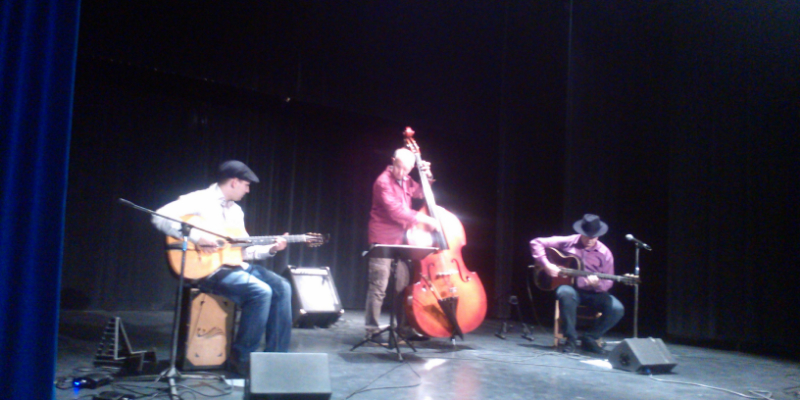 GypSwing, Musiciens Jazz en représentation à Lot et Garonne - photo de couverture n° 3