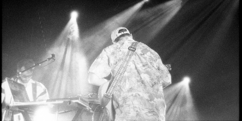 TURFUZZ, Musiciens Rock en représentation - photo de couverture n° 2