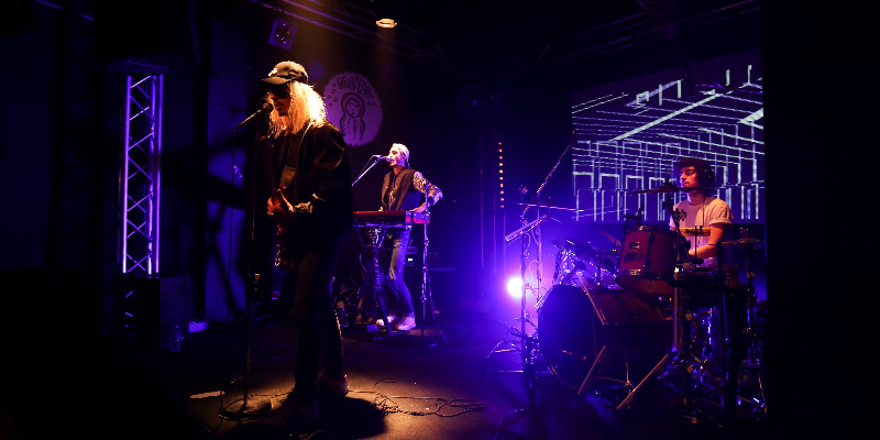 Full Cast, Groupe de Musique Rock en représentation à Seine Saint Denis - photo de couverture n° 3
