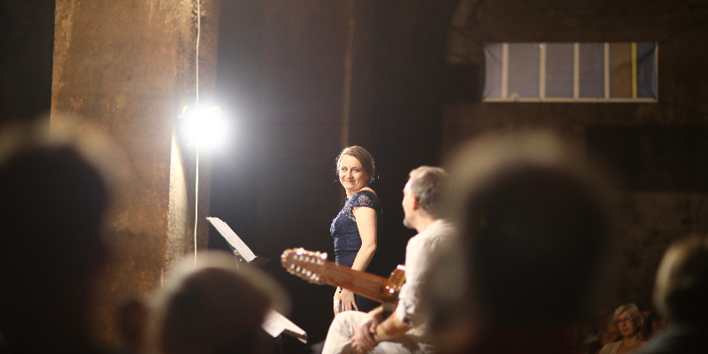 Duo Hoza, Musiciens Classique en représentation à Vaucluse - photo de couverture