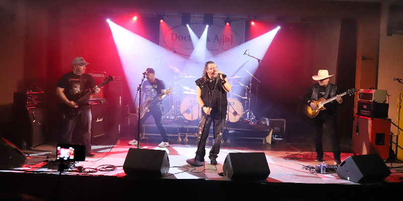 CHRISTOPHE MATERGIA, Groupe de Musique Hard Rock en représentation à Ain - photo de couverture n° 1