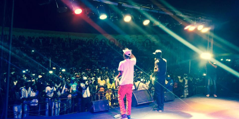 AKHLOU BRICK, Groupe de Musique Rap en représentation - photo de couverture n° 2