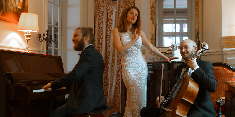 MON OPÉRA PRIVÉ, Chanteur Chanteur en représentation à Paris - photo de couverture n° 3
