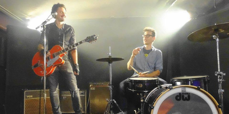 Bloody Claps, Musiciens Rock en représentation - photo de couverture n° 1