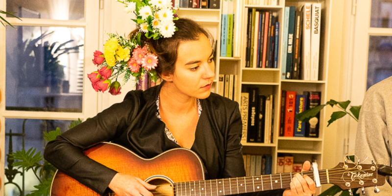 Lucie FOLCH, Musiciens Folk en représentation à Hérault - photo de couverture n° 2