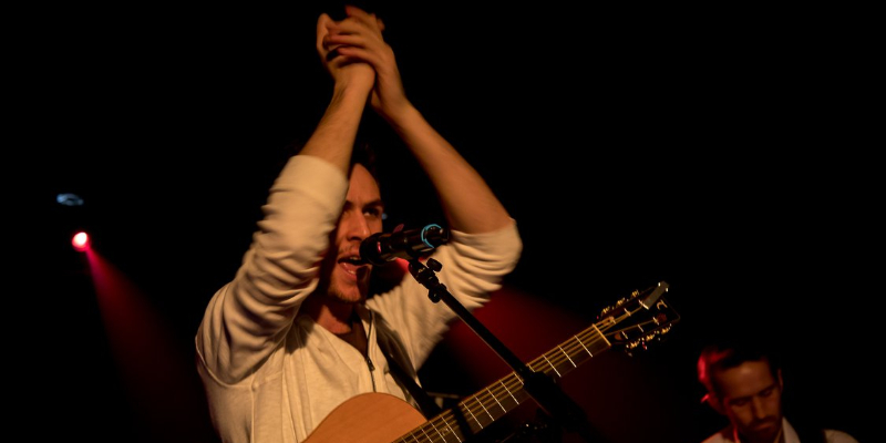 Alex Rec, Chanteur Chanteur en représentation à Calvados - photo de couverture n° 1
