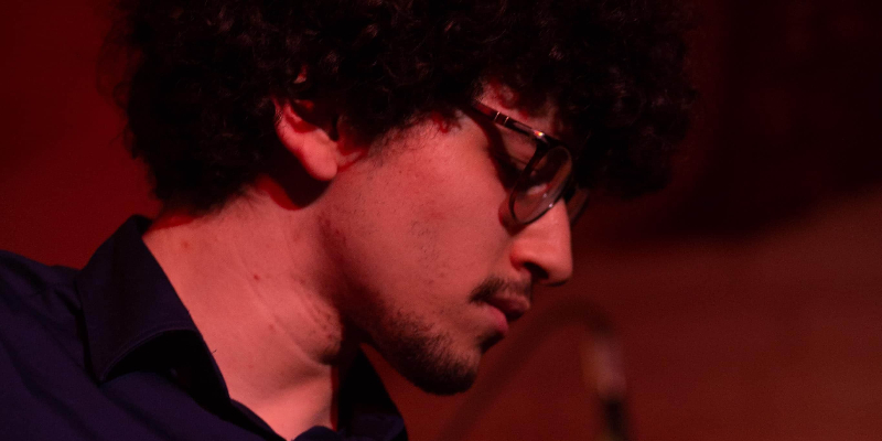 Maxwell Enndewell, Musiciens Guitariste en représentation à Hauts de Seine - photo de couverture n° 1