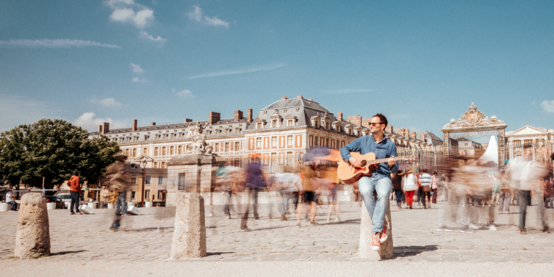 Max Rougier, Chanteur Chanteur en représentation - photo de couverture n° 1