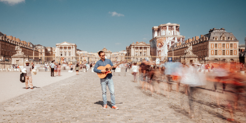 Max Rougier, Chanteur Chanteur en représentation - photo de couverture n° 2
