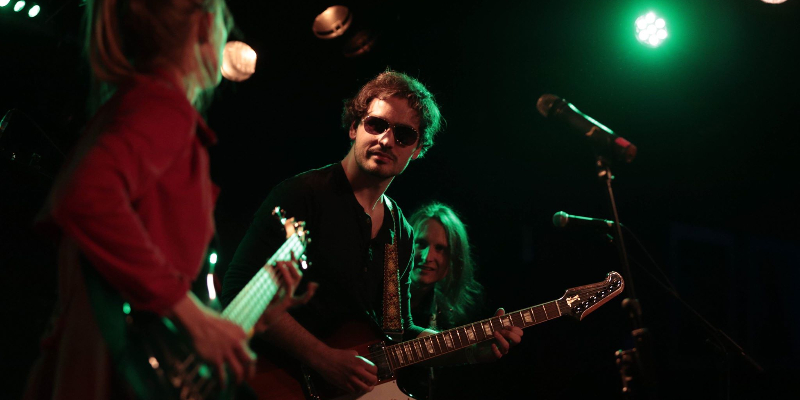 Confuse A Cat, Groupe de Musique Rock en représentation à Hauts de Seine - photo de couverture n° 2