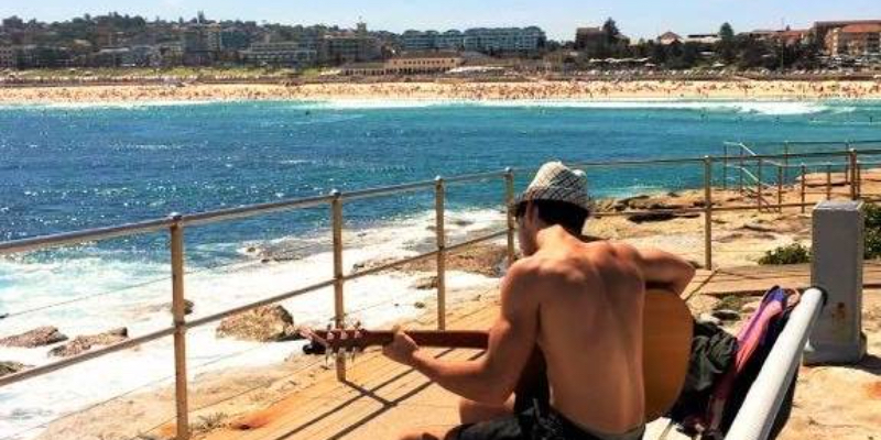 Emy Lyano, Musiciens Pop en représentation - photo de couverture n° 2