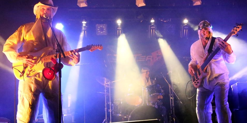 Buster SpaceRock, Groupe de Musique Rock en représentation - photo de couverture n° 1
