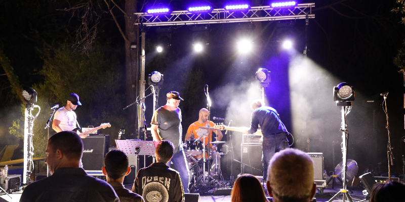 RELOAD, Groupe de Musique Rock en représentation - photo de couverture