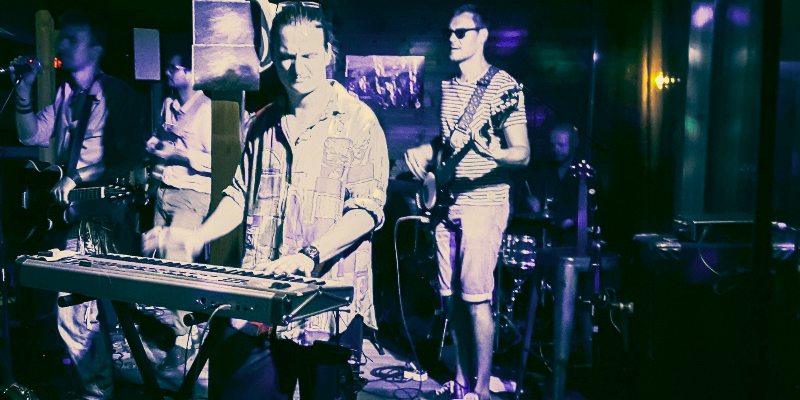 Boulevard des Allonges, Groupe de Musique Rock en représentation - photo de couverture n° 1