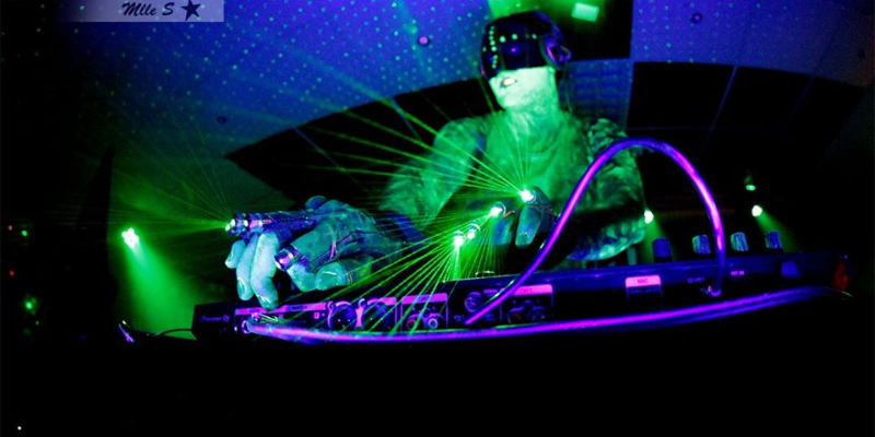 Pamlee, DJ DJ en représentation à Loire Atlantique - photo de couverture n° 2