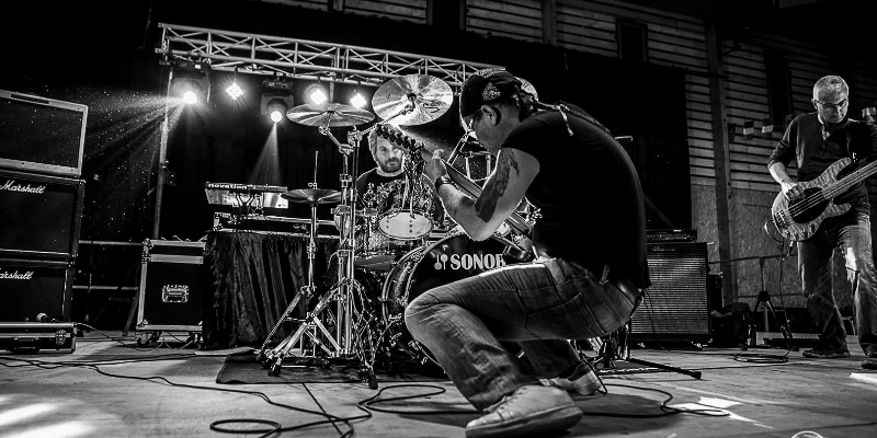 stephensen , Groupe de Musique Rock en représentation - photo de couverture